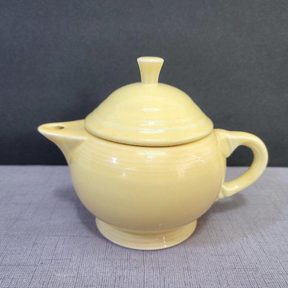 Fiestaware My First Fiesta HLC Yellow Child's Teapot & Lid 2 Cup Retired - Picture 2 of 13